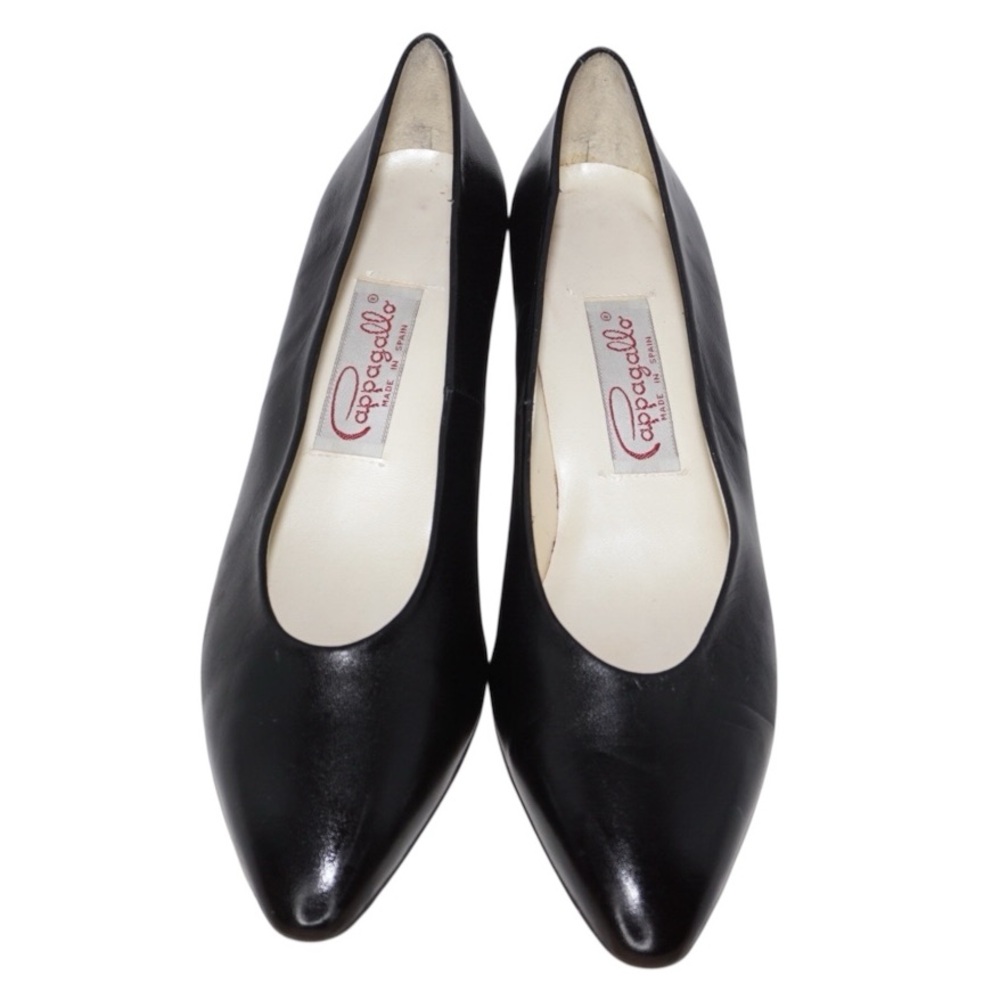 Pappagallo Vintage Classic Black Leather Almond Toe Pumps, Size 7.5